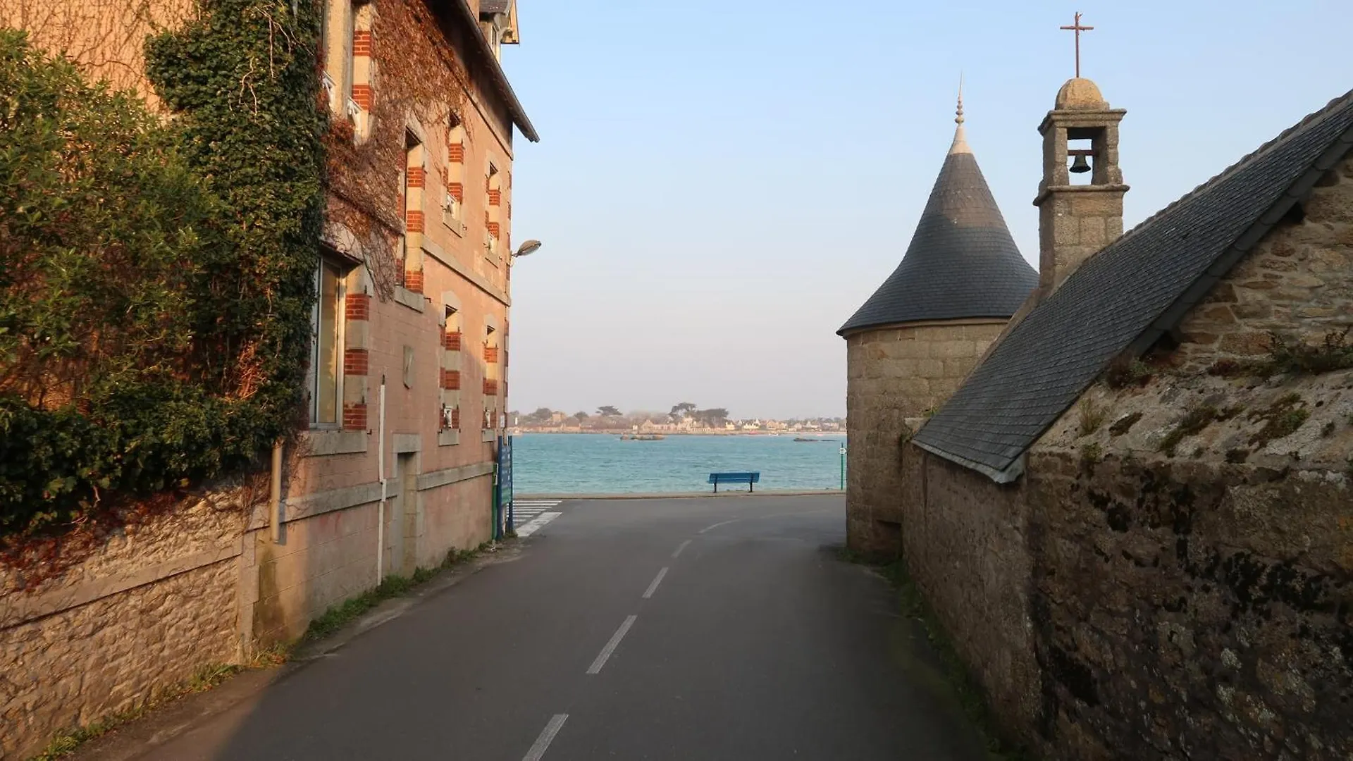 Maison A 200M Des Plages De Brignogan - Holiday Home-Fereinhaus