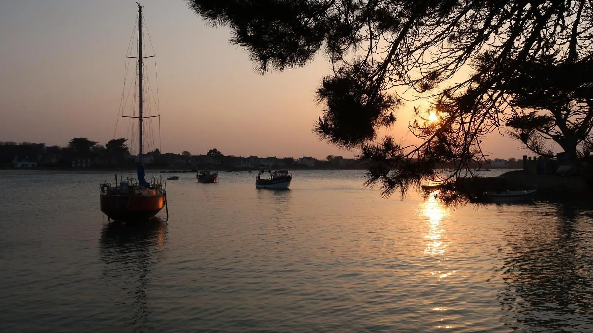 Maison A 200M Des Plages De Brignogan - Holiday Home-Fereinhaus צרפת